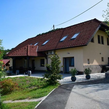 ברז'יס Farm Stay Zevnik מראה חיצוני תמונה