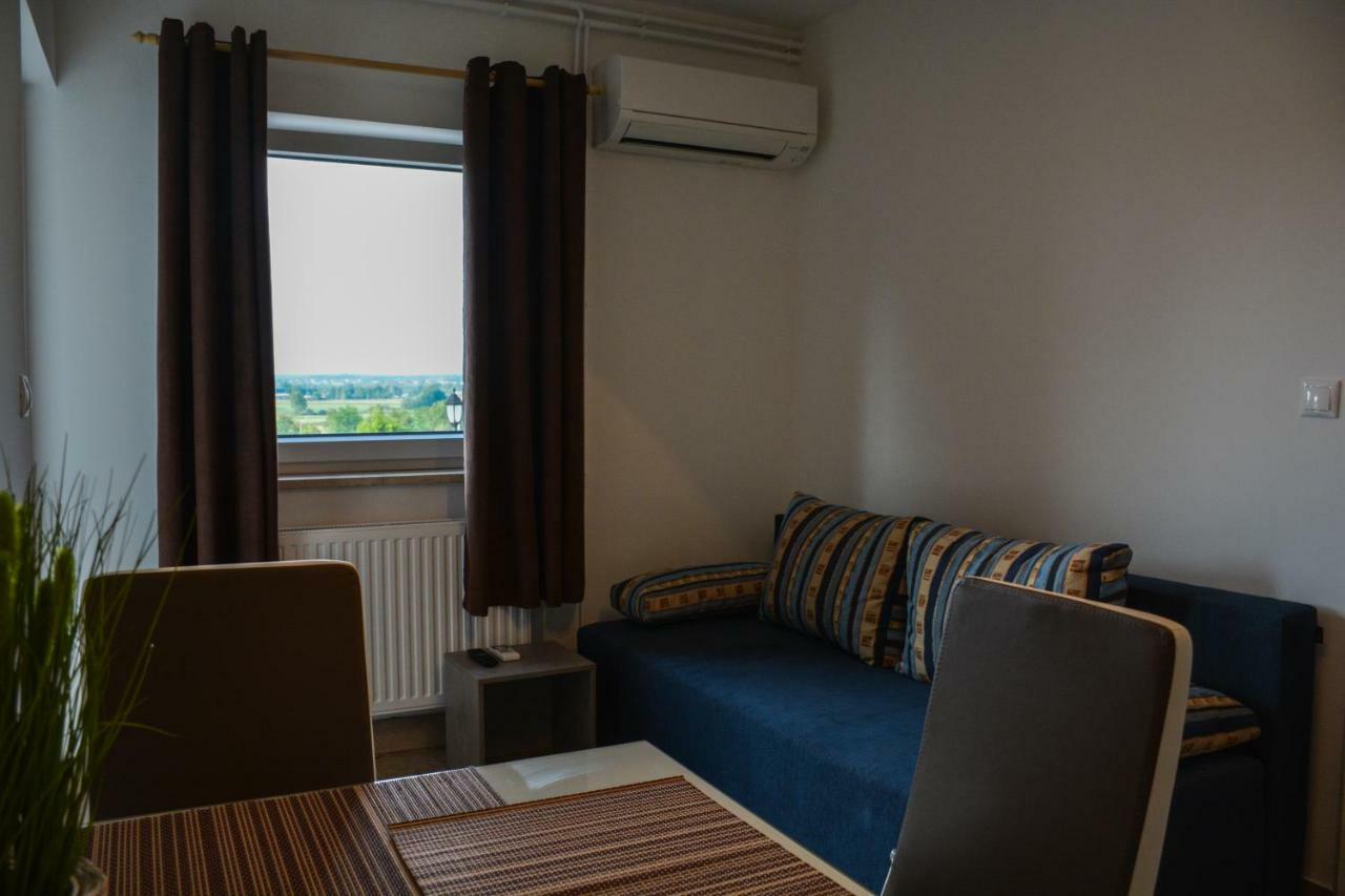 ברז'יס Farm Stay Zevnik מראה חיצוני תמונה