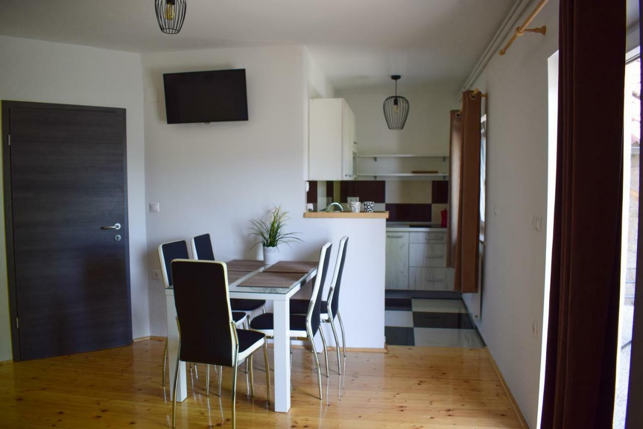 ברז'יס Farm Stay Zevnik מראה חיצוני תמונה