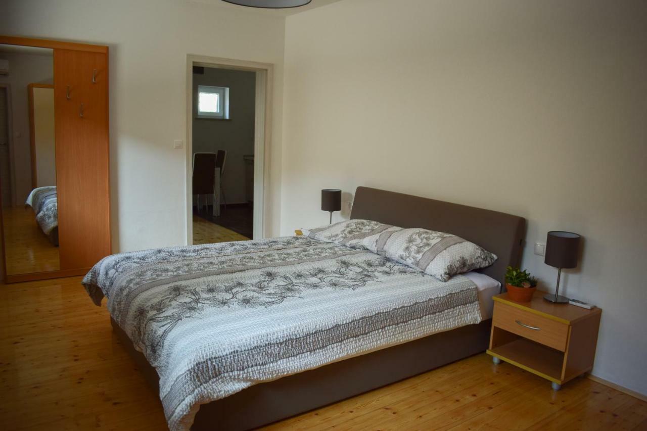ברז'יס Farm Stay Zevnik מראה חיצוני תמונה
